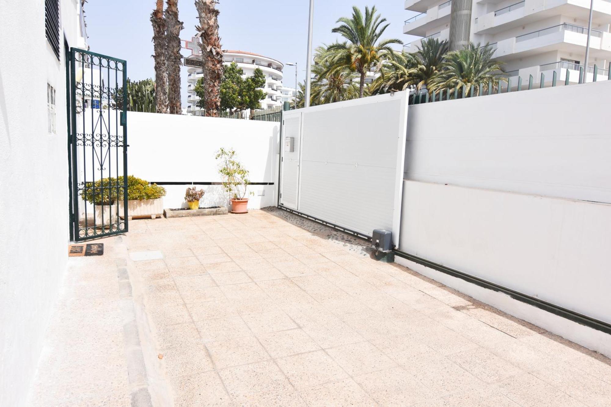 Club 14 By Pride Holiday Rentals Playa del Inglés Buitenkant foto